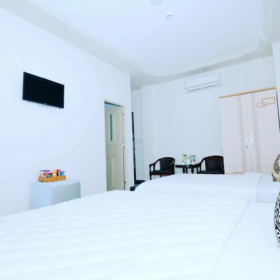 Jiny Tran Hotel Duong Dong  Extérieur photo