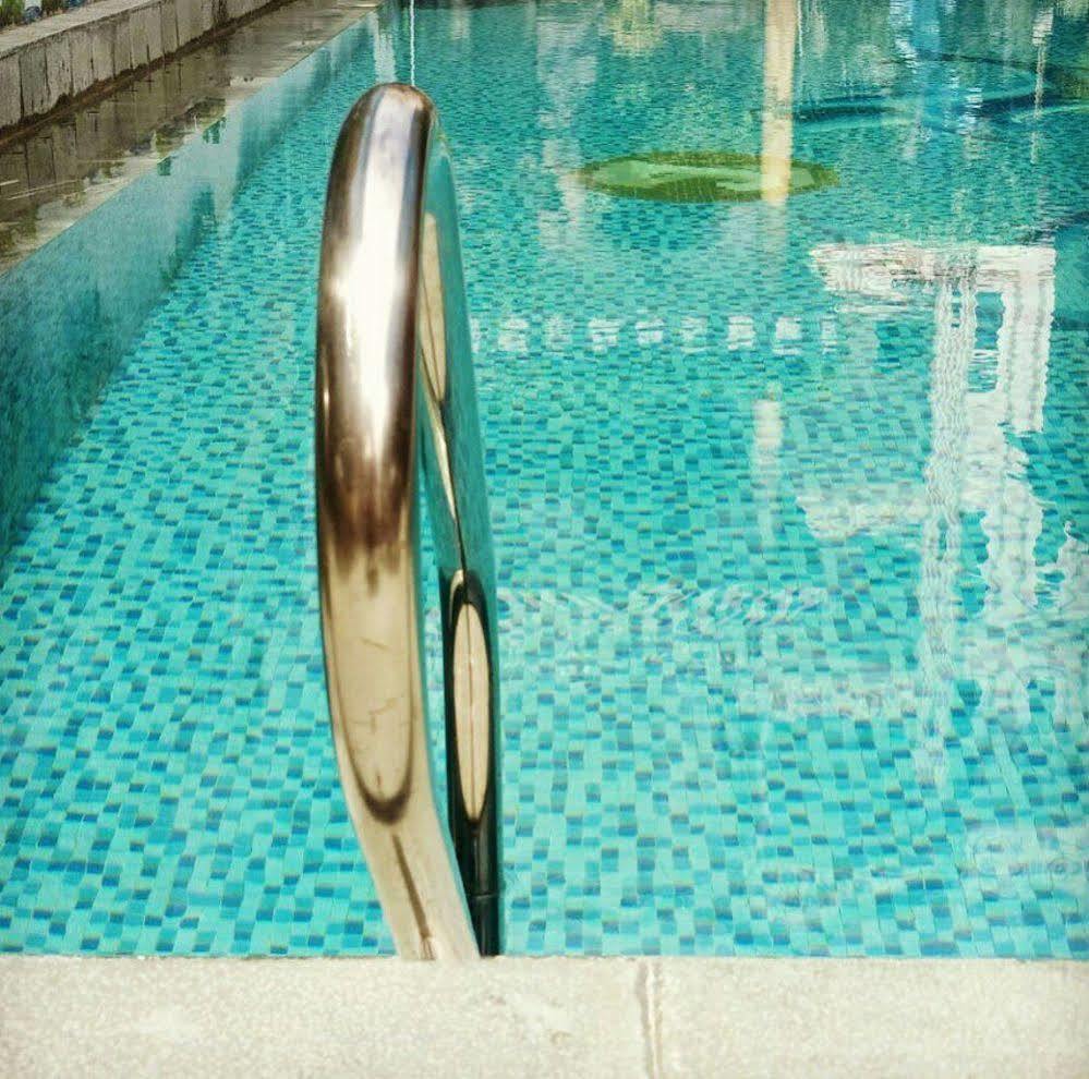 Jiny Tran Hotel Duong Dong  Extérieur photo