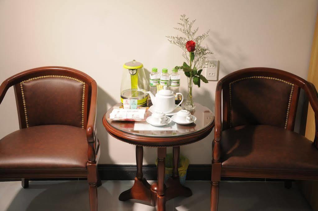 Jiny Tran Hotel Duong Dong  Extérieur photo
